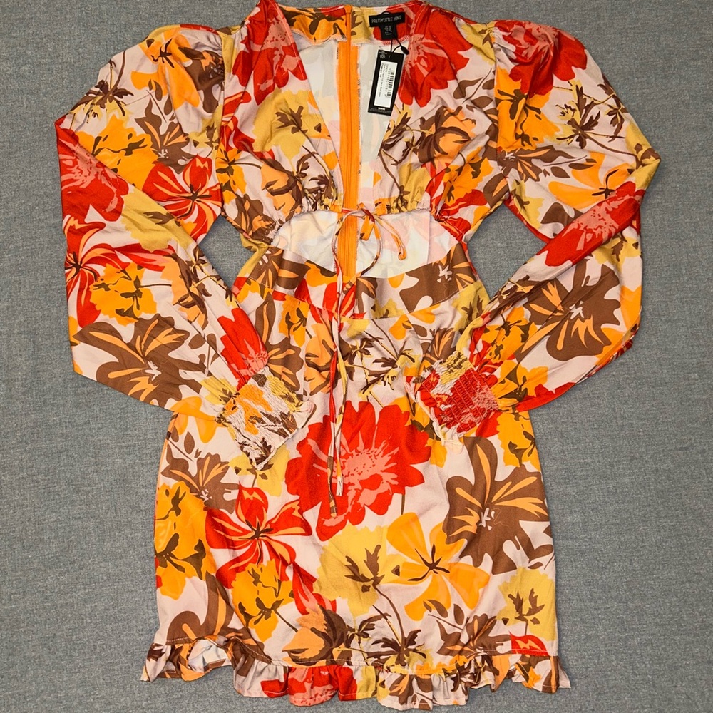Pretty little Thing floral dress - Brand New tags on